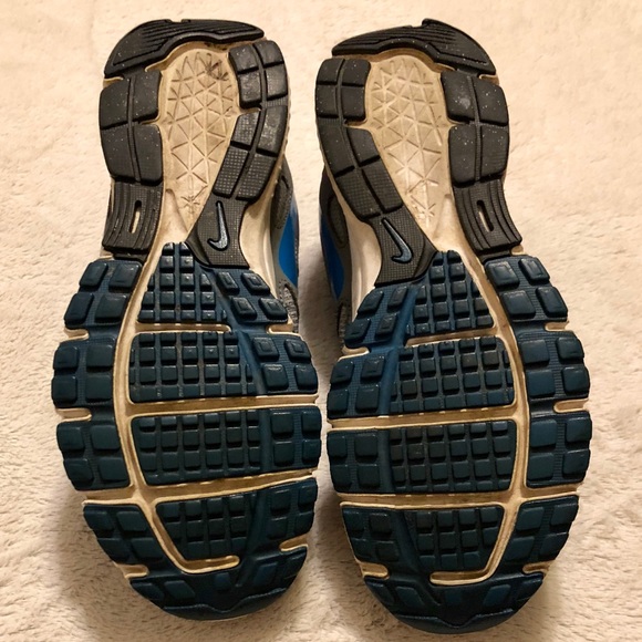 Nike Revolution 2 Women’s Tennis Shoes - Picture 2 of 4